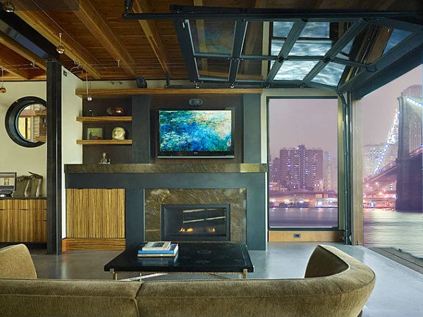 HouseboatNYC.jpg