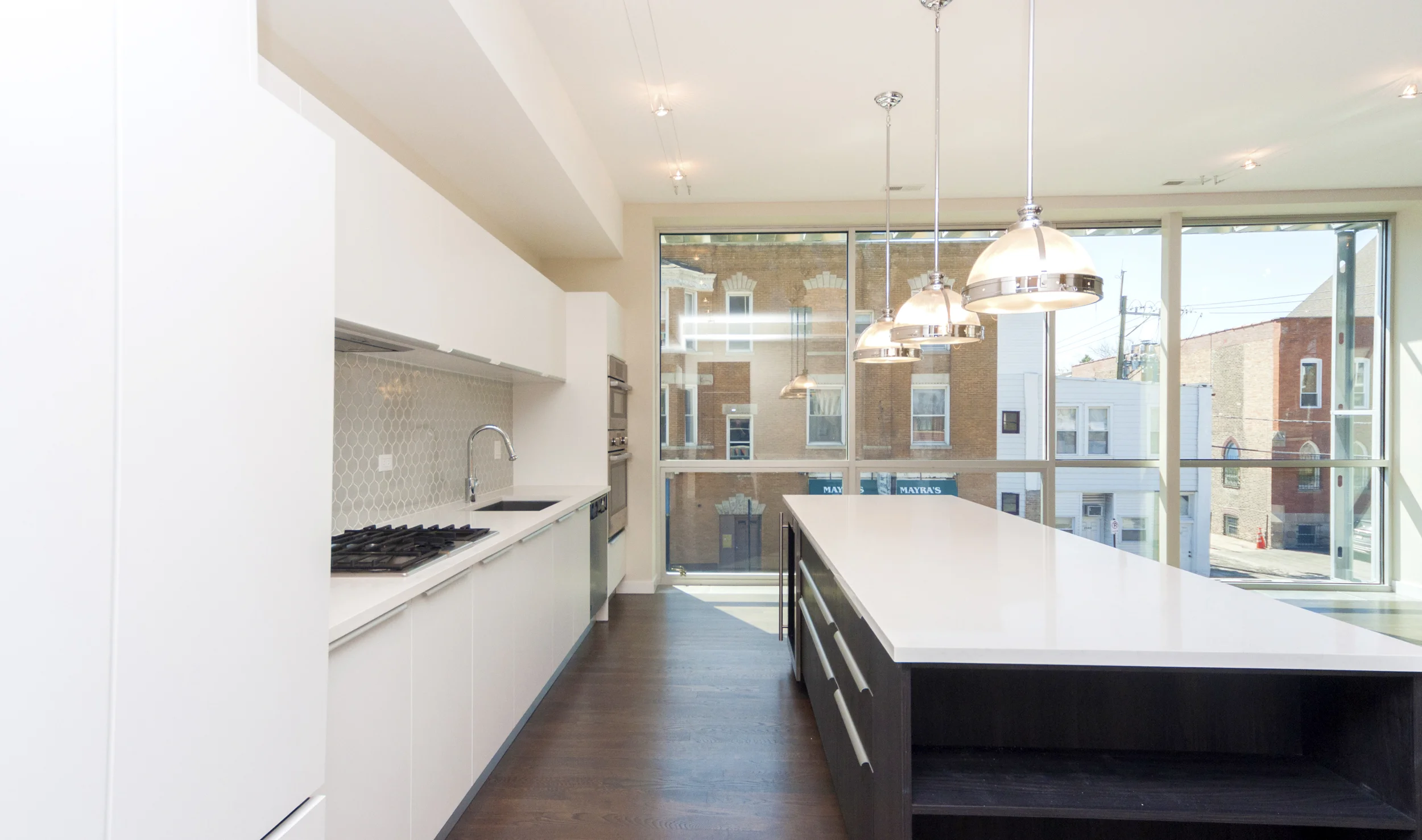 1000 North Damen Chicago Illinois Interior Kitchen TARIS Real Estate