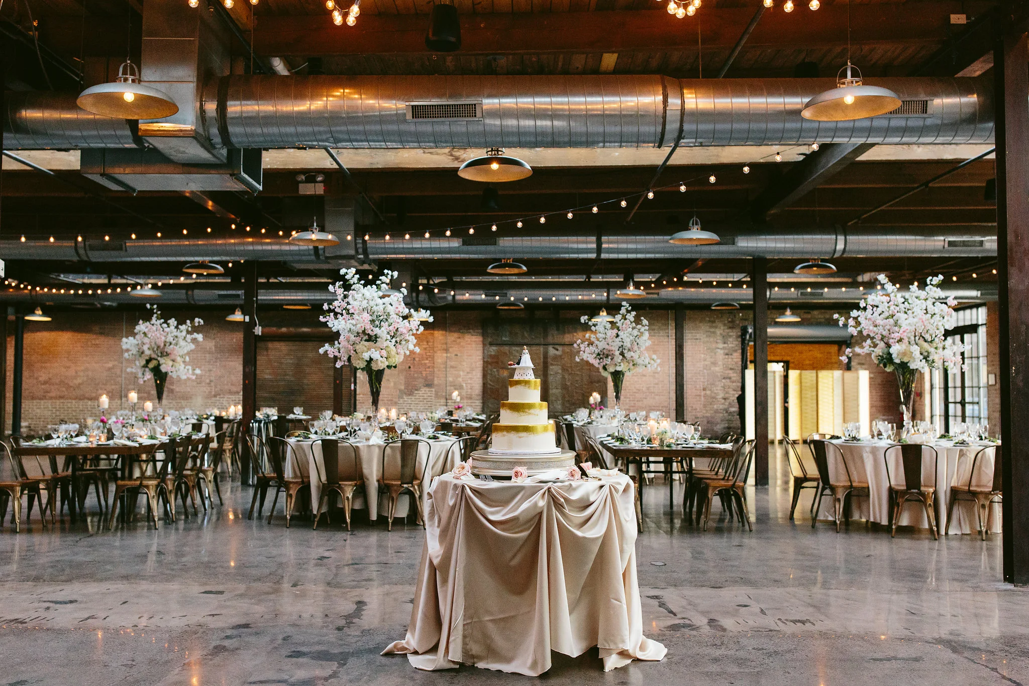 NicodemCreative-PalashWedding-MorganManufacturingChicago-760.jpg
