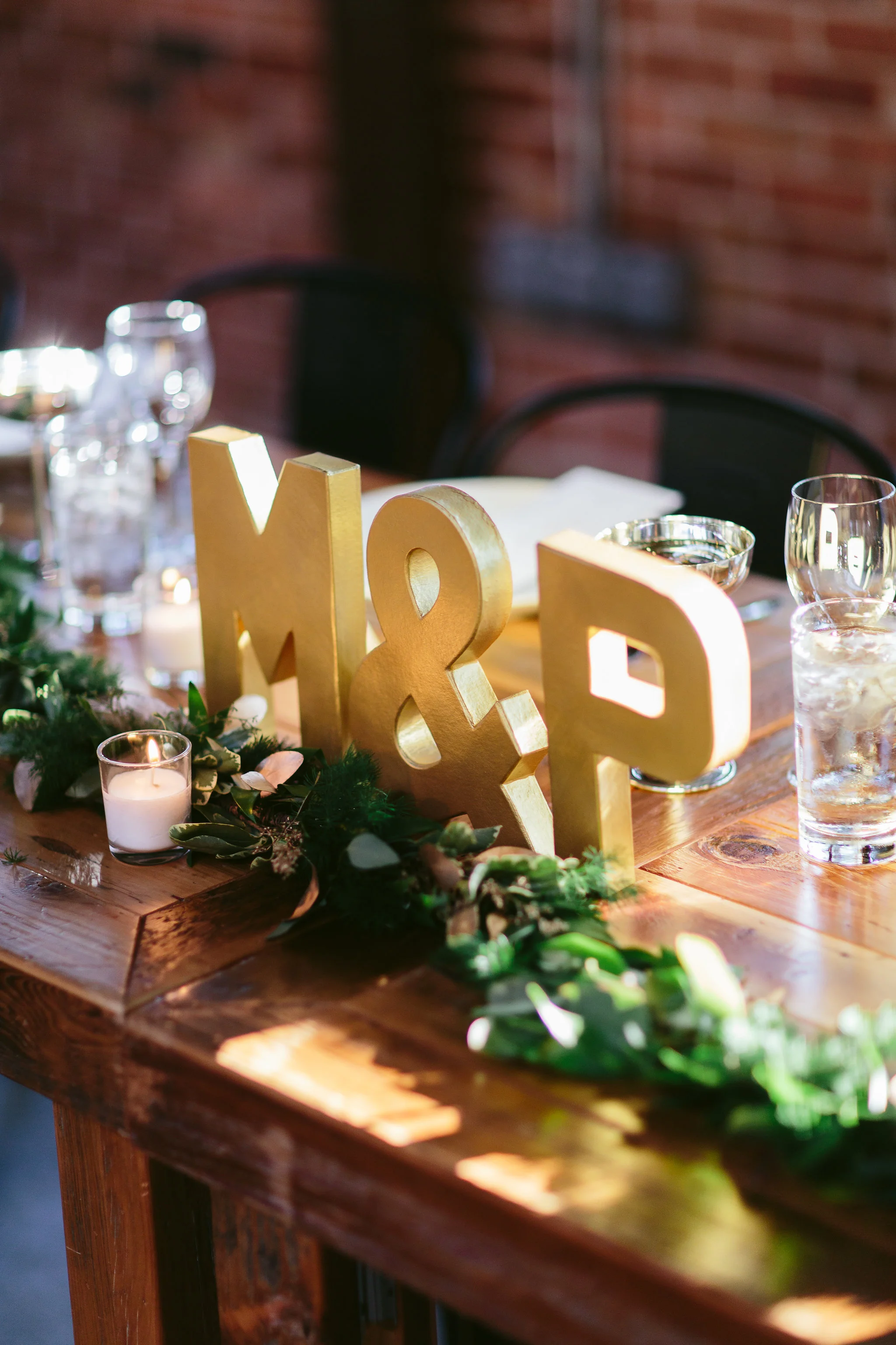 NicodemCreative-KliefothWedding-OvationChicago-590.jpg
