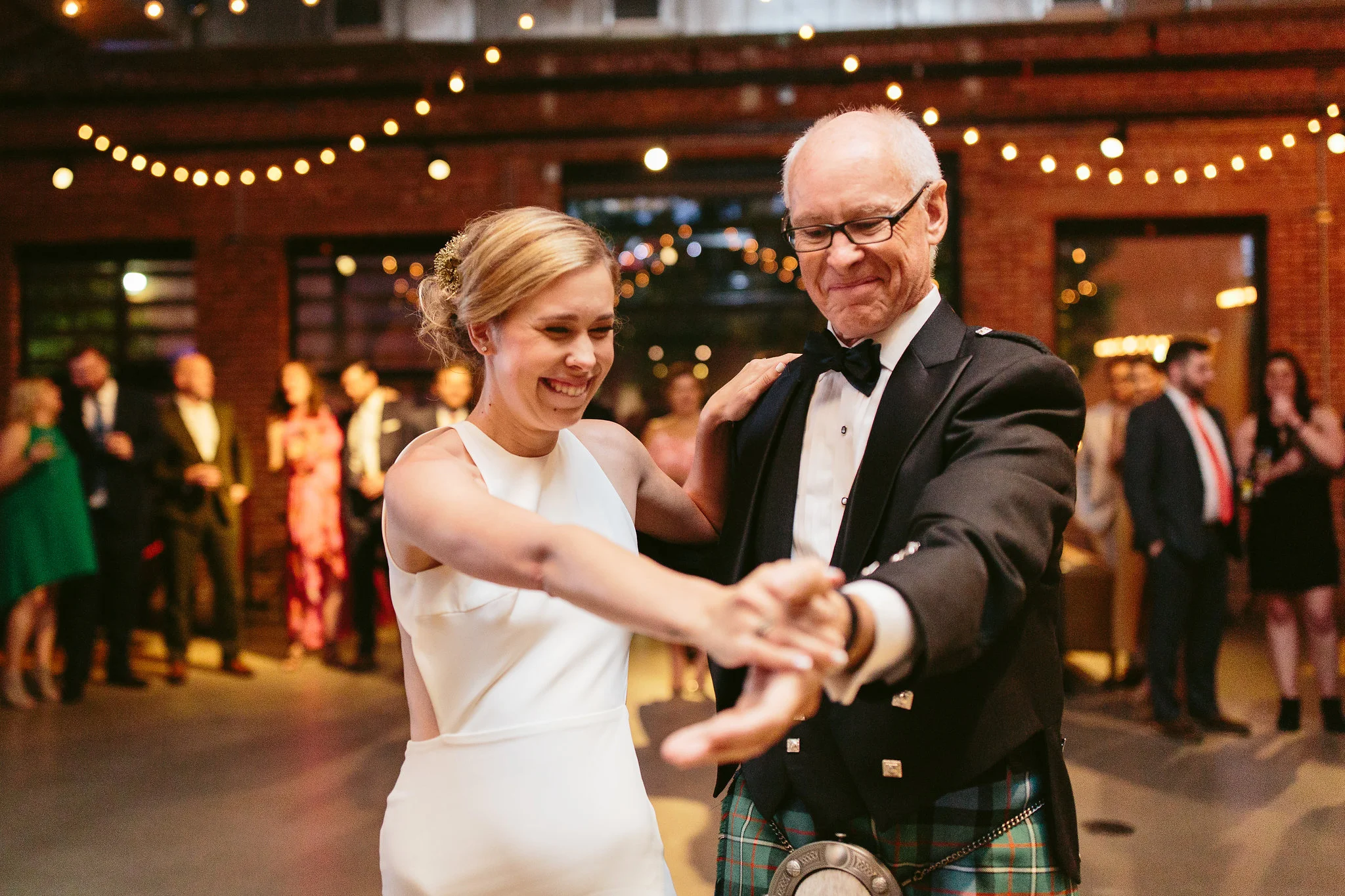 NicodemCreative-KliefothWedding-OvationChicago-834.jpg