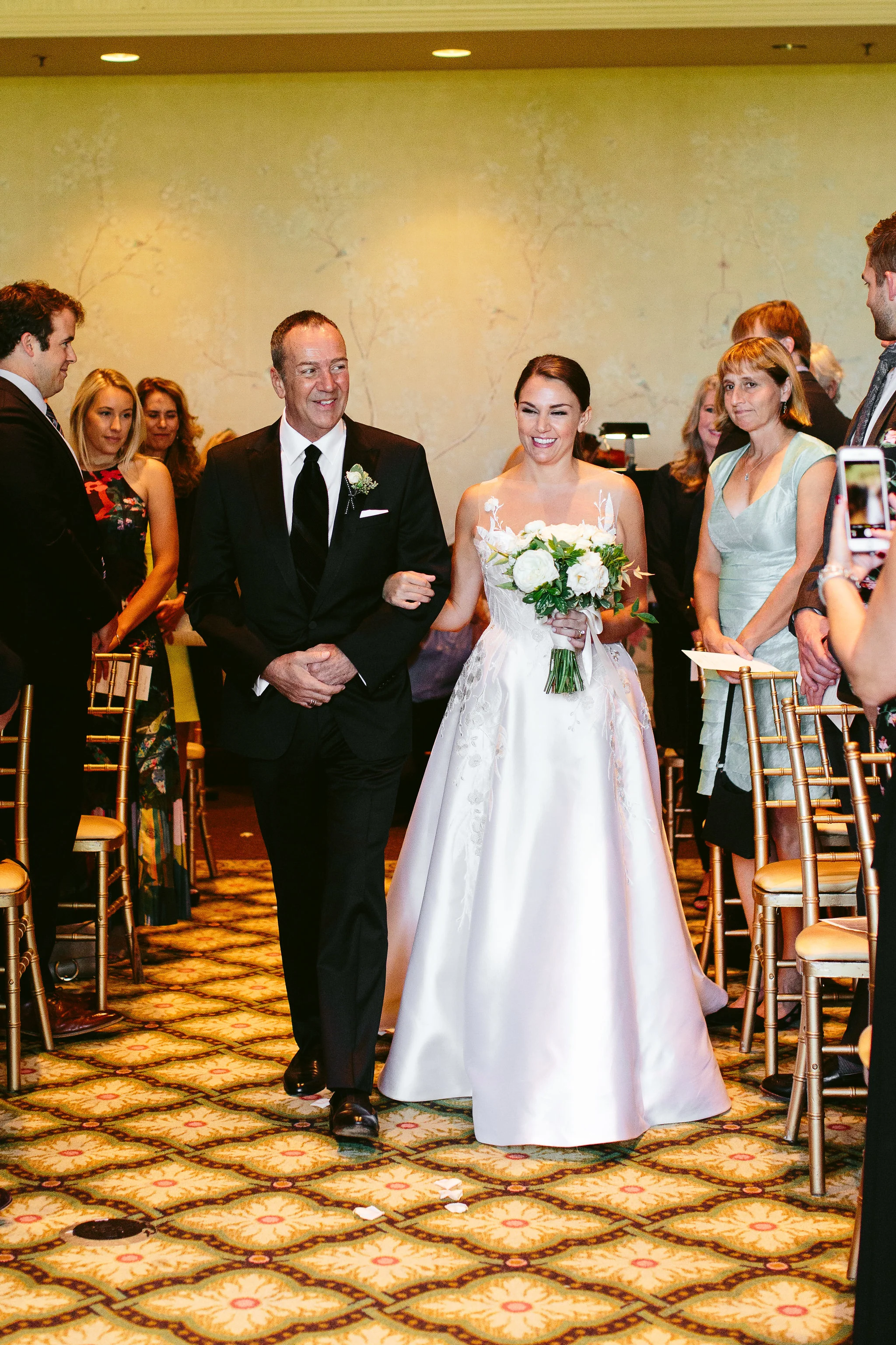 NicodemCreative-PresentWedding-SunsetRidge-401.jpg
