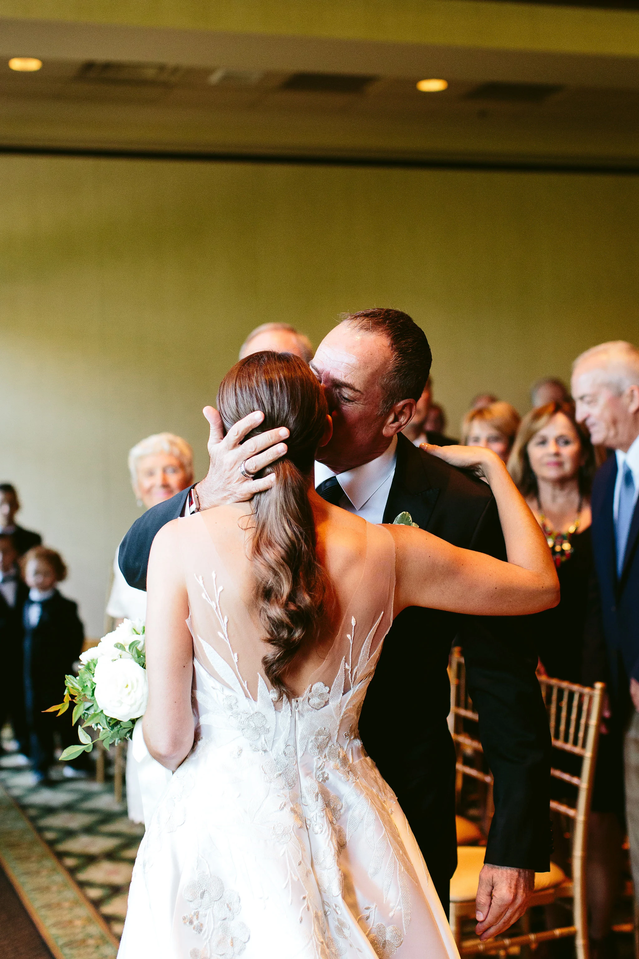 NicodemCreative-PresentWedding-SunsetRidge-405.jpg