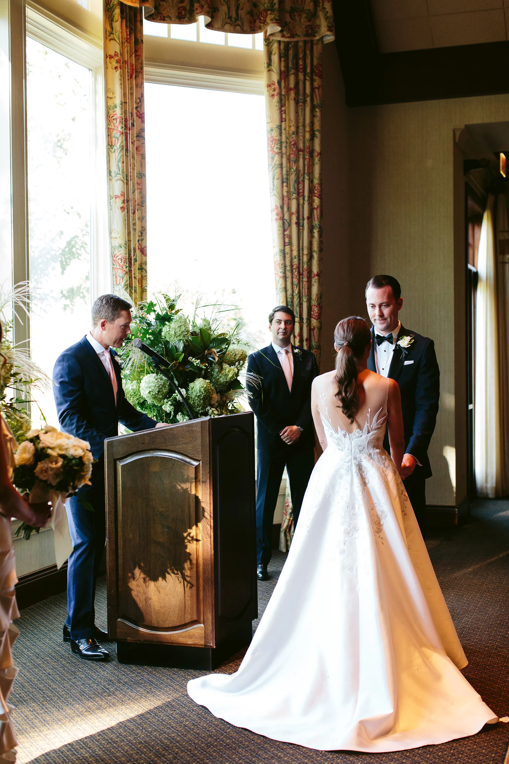 NicodemCreative-PresentWedding-SunsetRidge-406.jpg