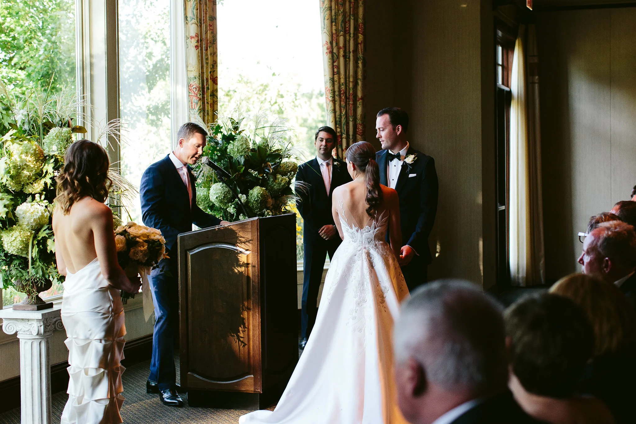 NicodemCreative-PresentWedding-SunsetRidge-420.jpg