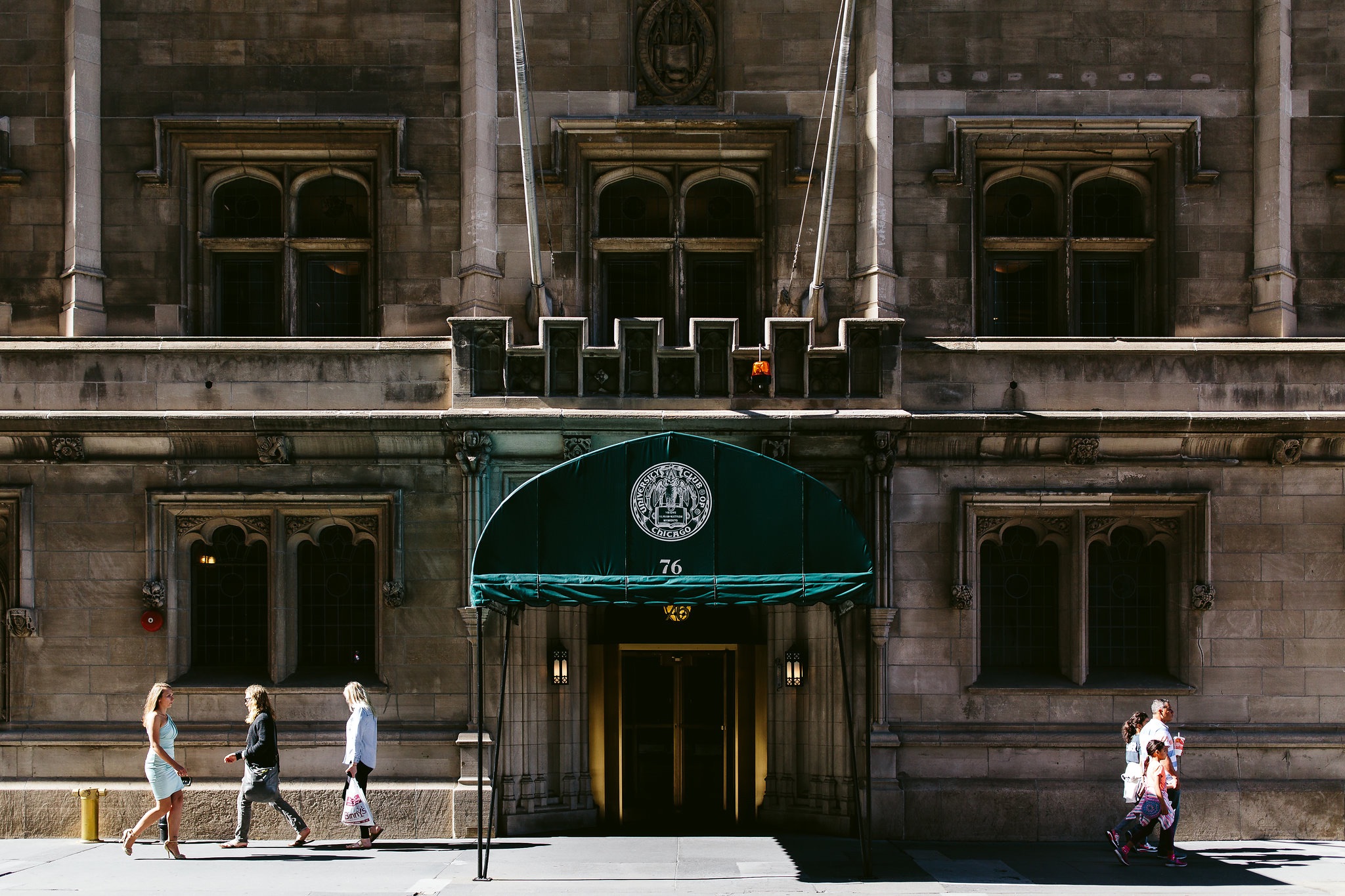 nicodem-creative-chicago-wedding-photo-inspiration-univeristy-club-of-chicago-wrigley-building-art-institute-Michigan-Ave