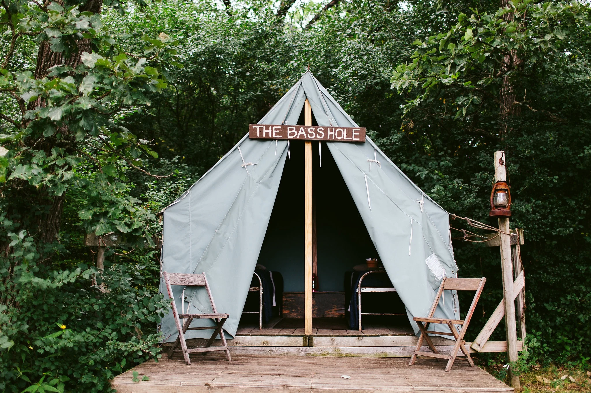 Nicodem-Creative-Wedding-Photography-Camp-Wandawega-Inspiration-Chicago-Vintage-Fun-Gussied-Band-Natalie-Mike