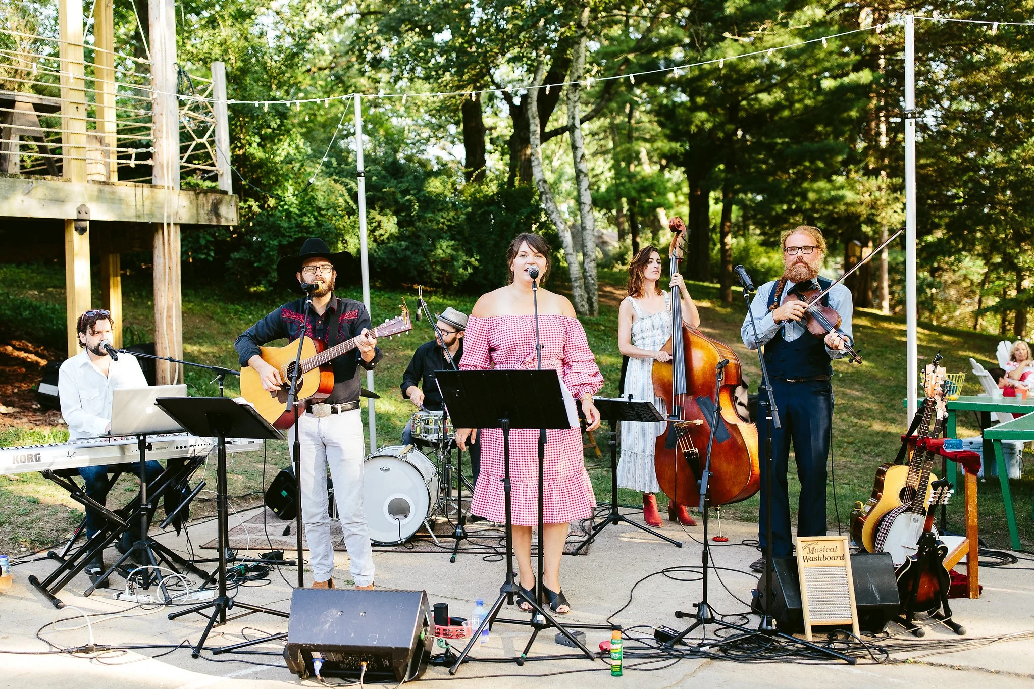 Nicodem-Creative-Wedding-Photography-Camp-Wandawega-Inspiration-Chicago-Vintage-Fun-Gussied-Band-Natalie-Mike