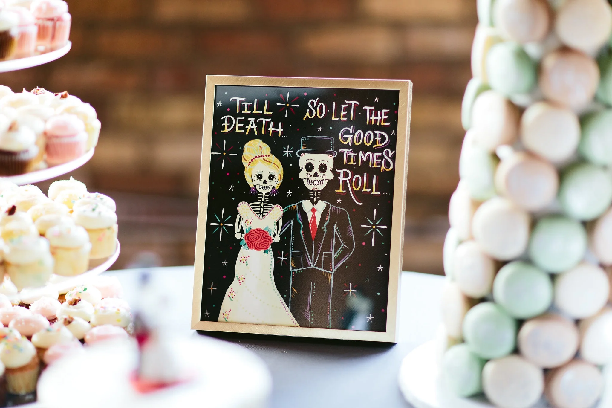 Nicodem-Creative-Wedding-Photography-Chicago-Robin-Julio-New-Leaf-DJ-Sultan-The-Hive-On-Hubbard-BHLDN-Sweet-Mandy-Bs-Cupcakes