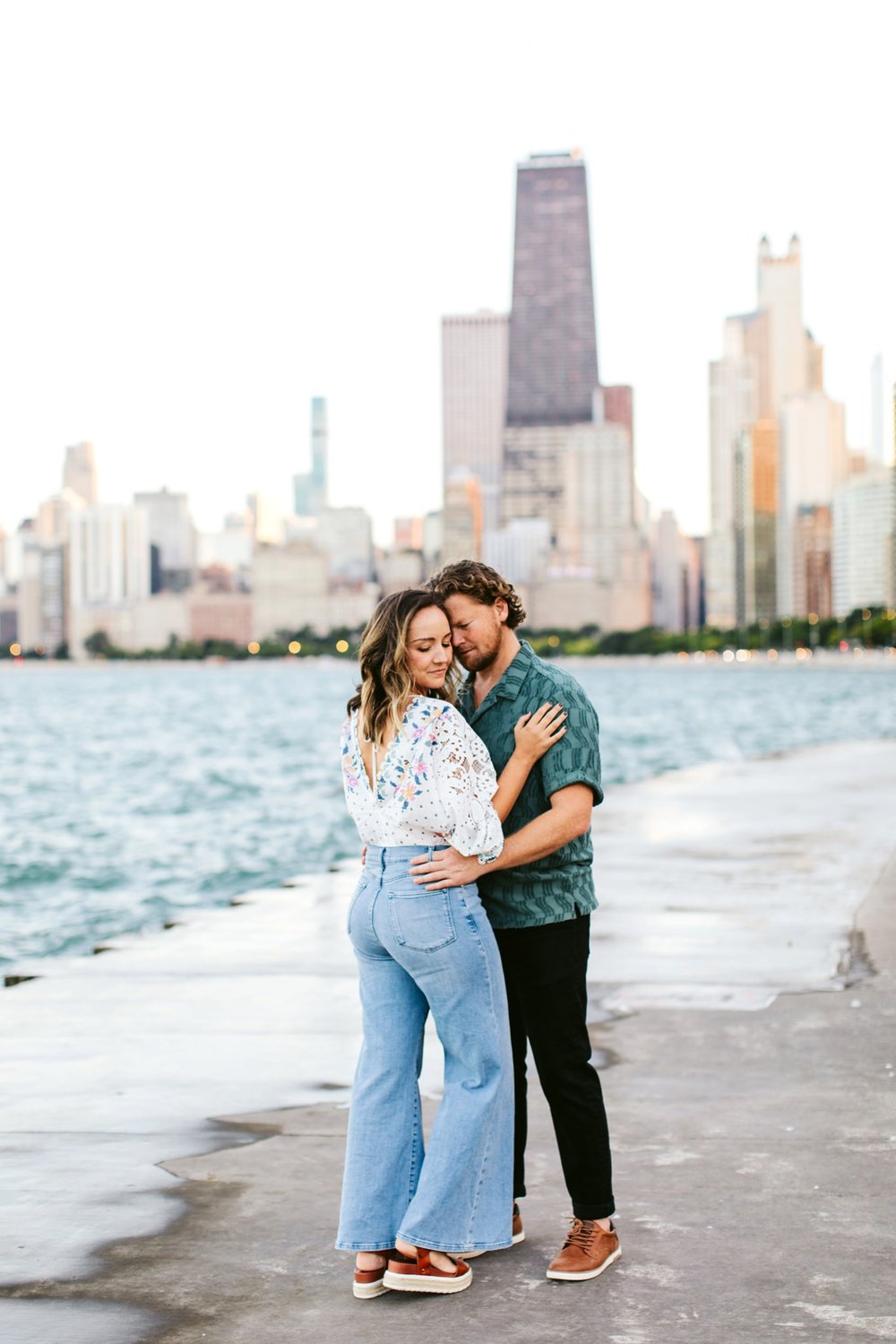 best skyline location for engagement photos in chicago