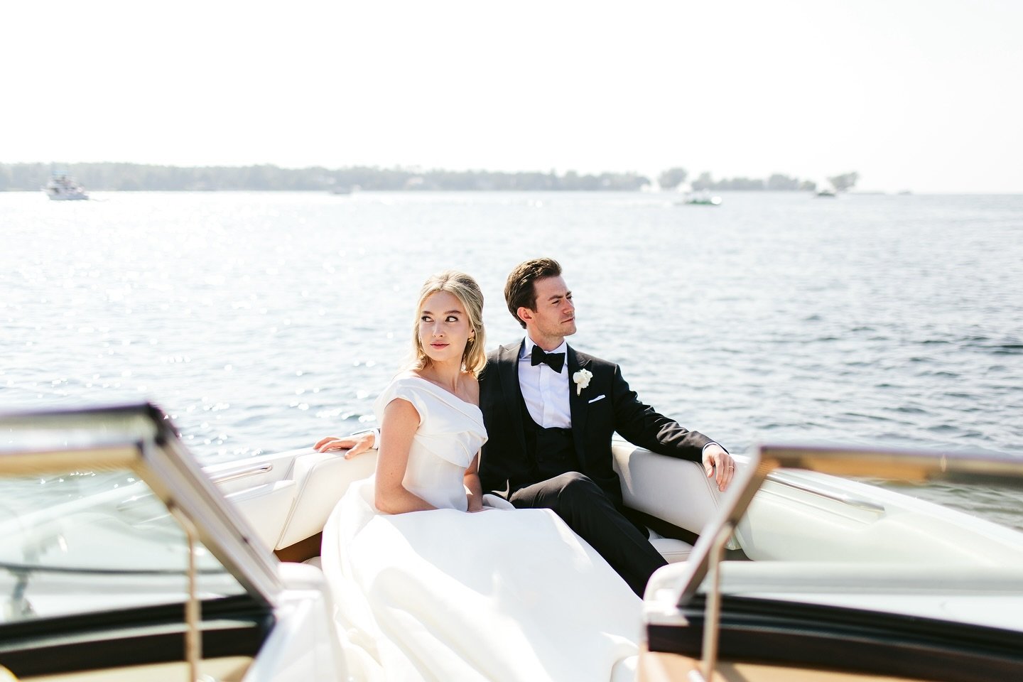 Setting sail with Reagan + Chris&hellip;they got engaged on a sailboat, so it was only fitting that they captured their first moments as a married couple on a boat! 🛥️
.
.
PHOTO - @nicodemcreative
PLANNER - @doorcountyeventplanners
VENUE - @horsesho