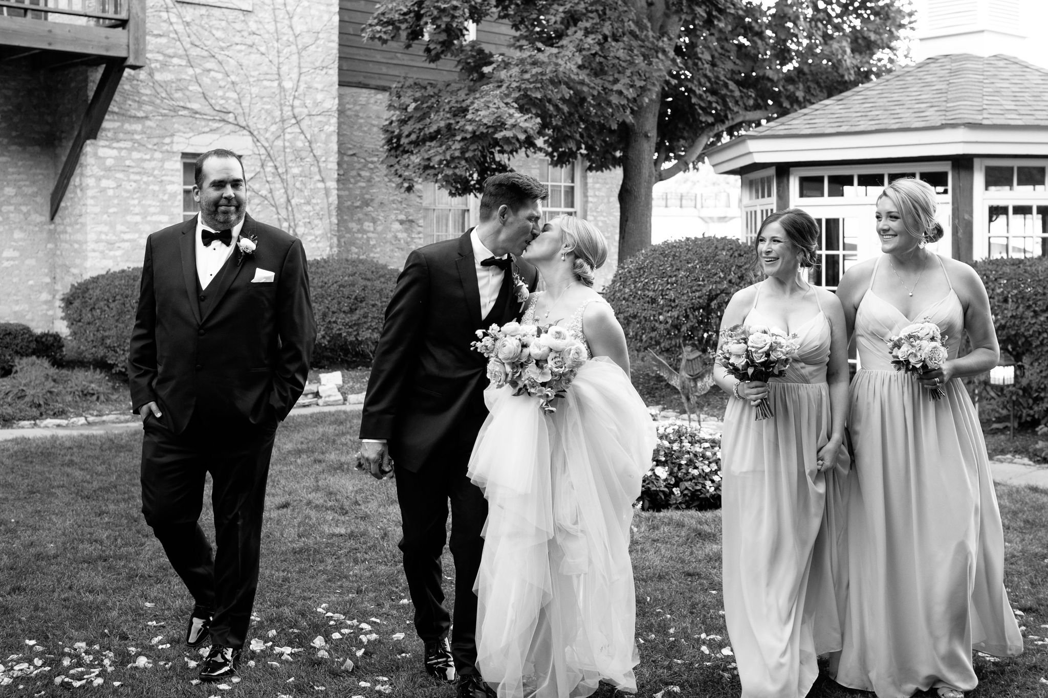 NicodemCreative-HerringtonInnGenevaWedding-034.JPG