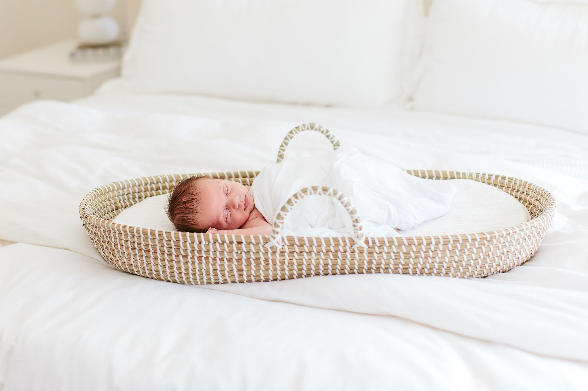 NicodemCreative-At-Home-Newborn-Session-In-Chicago-020.JPG