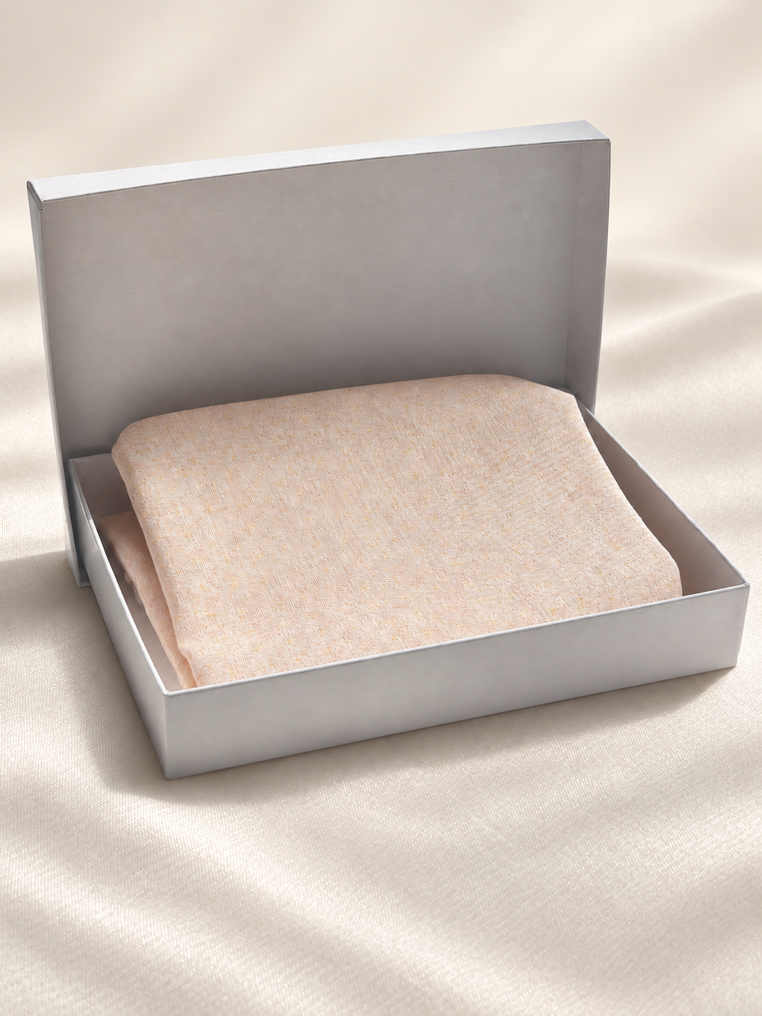 YLY white box.jpg