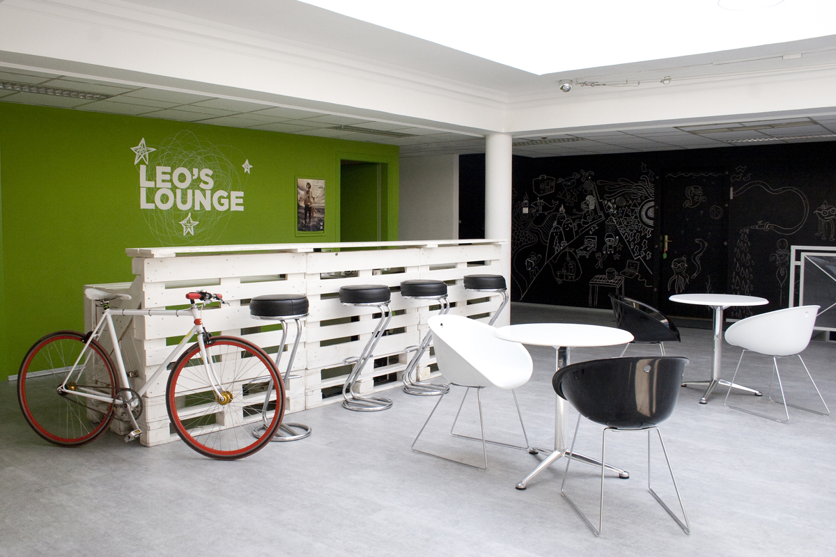 leoburnett_belsoepiteszet_pinxit_bar.jpg