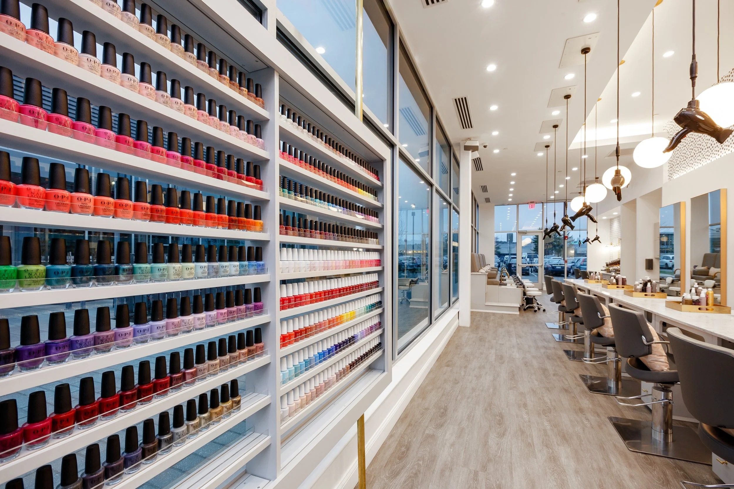 Mandarina_Mane & Mani Salon_1 (13).jpg