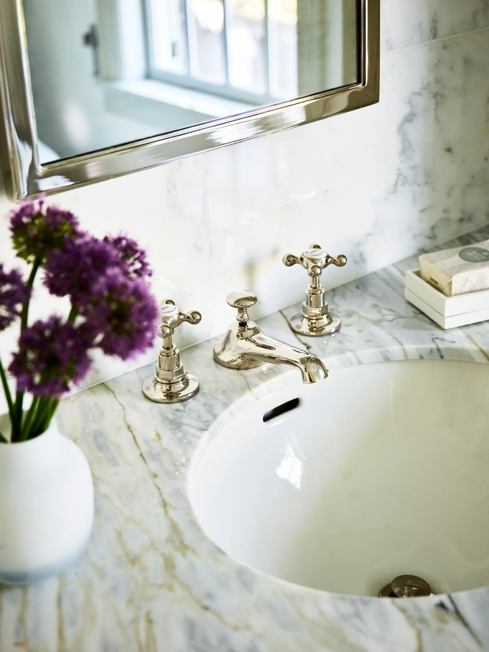 Mandarina Studio_Amanda Reid_Cambridge Colonial Revival (14).jpg