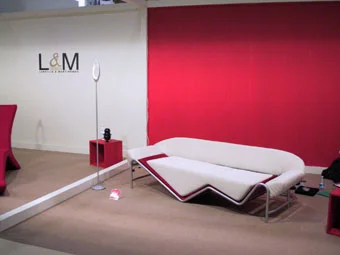 stand (2).jpg