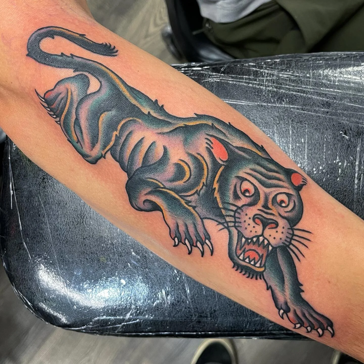 Turns out purple is tight, who knew? @loyaltytattoos #saltlake #saltlakecity #slc #slcart #slctattoo #slctattoos #utahliving #saltlaketattooshop #utah #utahtattoo #marionstreettattoo #tattoo #tattooing #tattooart #tattooed #traditionaltattoo #panther