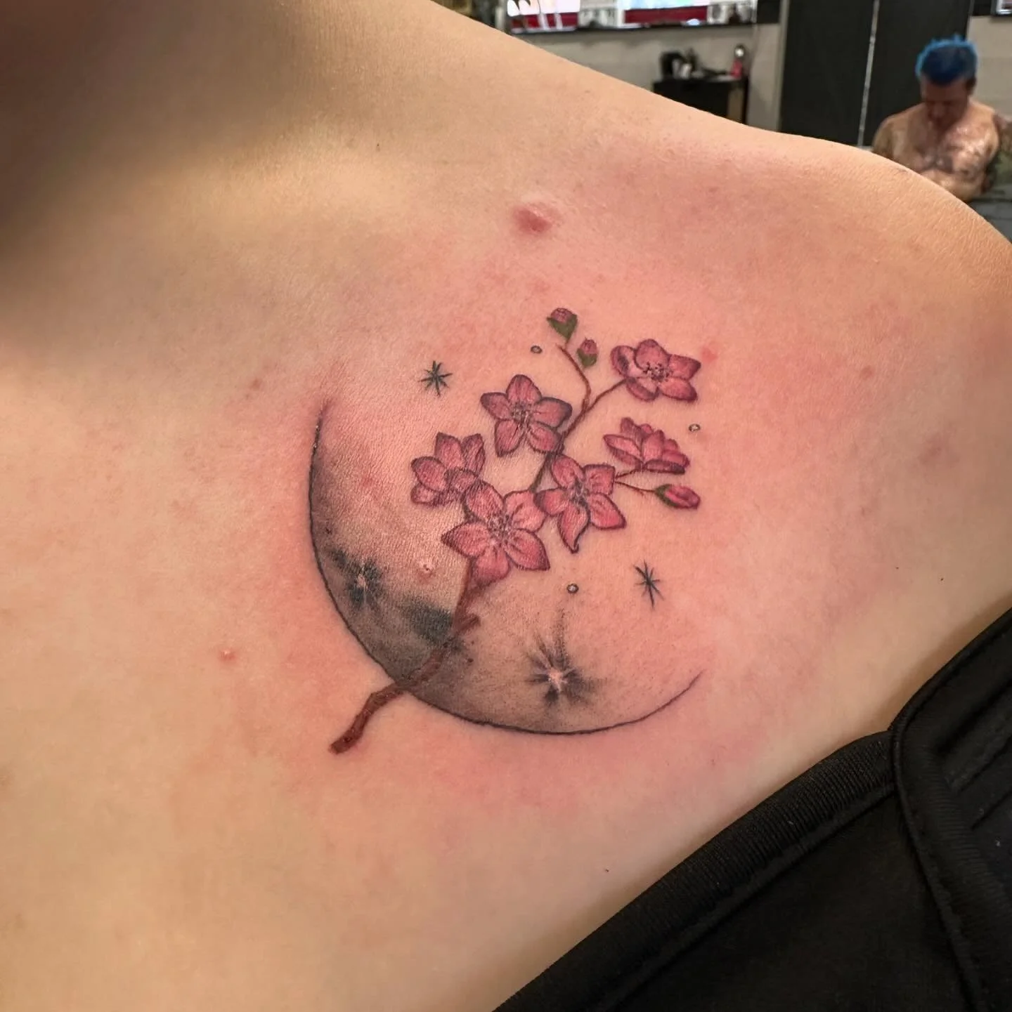 🌸🌸🌸🌘
#tattoo #tattoos #tattooart #saltlakecity #saltlaketattoos #saltlaketattooartist #slc #slctattoo #slctattooartist #utah #utahtattoo #utahtattooartist #loyaltytattoos @loyaltytattoos