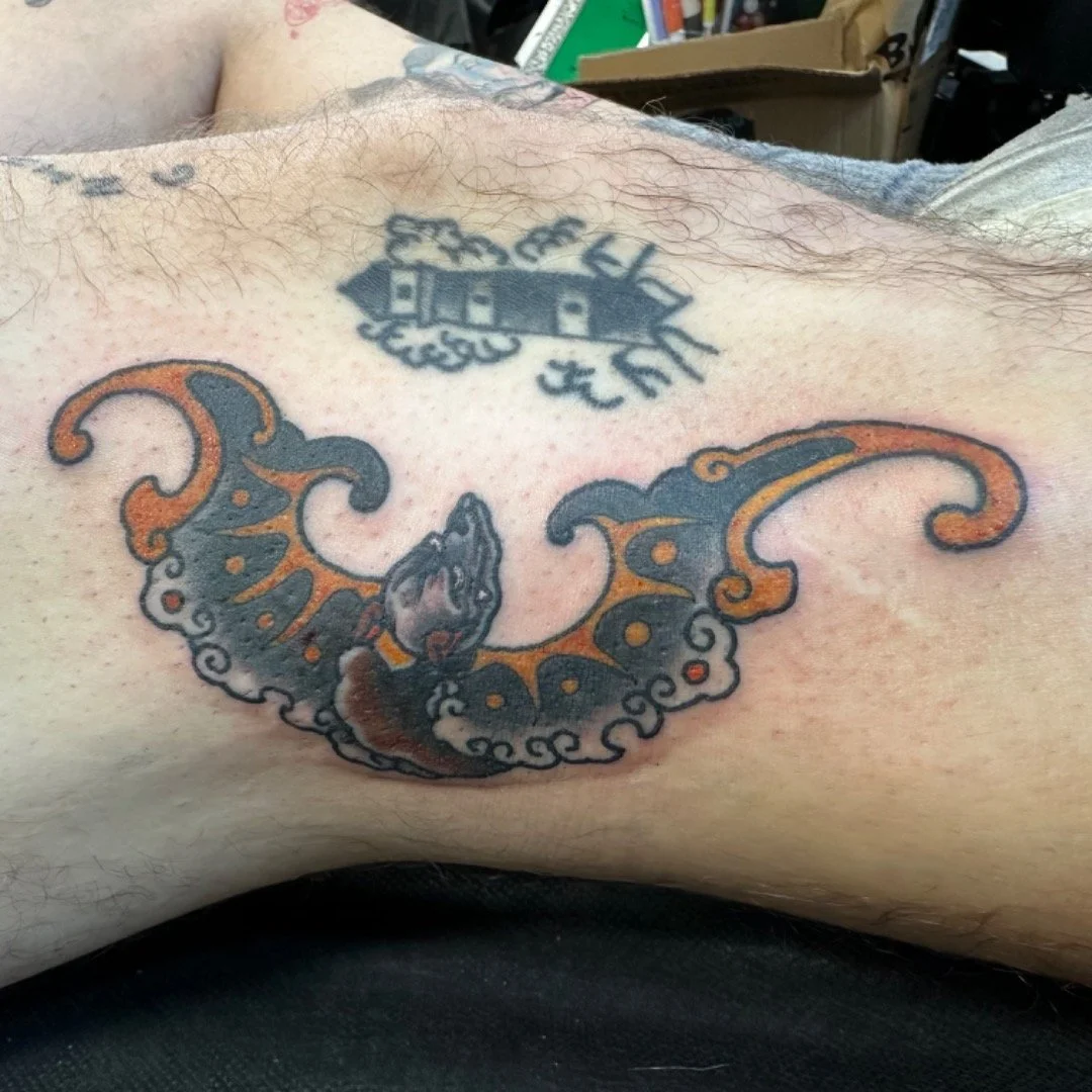 Shoutout to Caleb for always picking fun stuff out of my book of available drawings! 
#tattoo #tattoos #tattooart #saltlakecity #saltlaketattoos #saltlaketattooartist #slc #slctattoo #slctattooartist #utah #utahtattoo #utahtattooartist #loyaltytatto