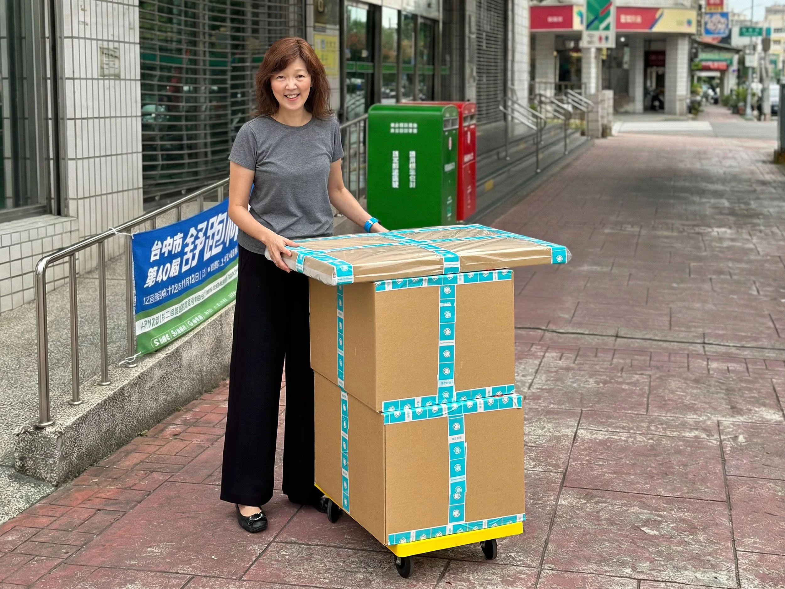 影像的最後一哩路：從未竟的浴室暗房，到金屬印像的必然