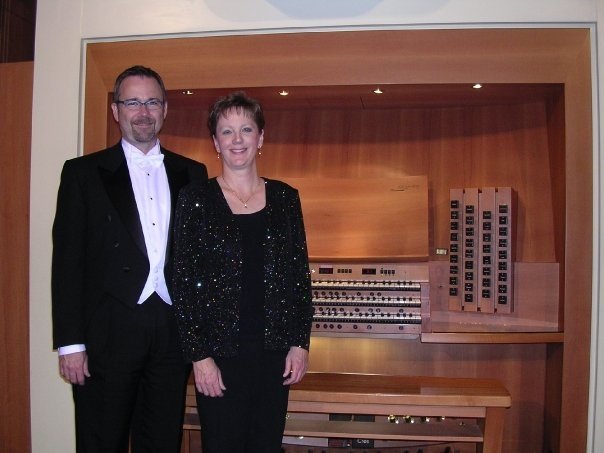 Stephen pictured with Wanda Griffiths at the Grand Organ at Claremont United Church of Christ