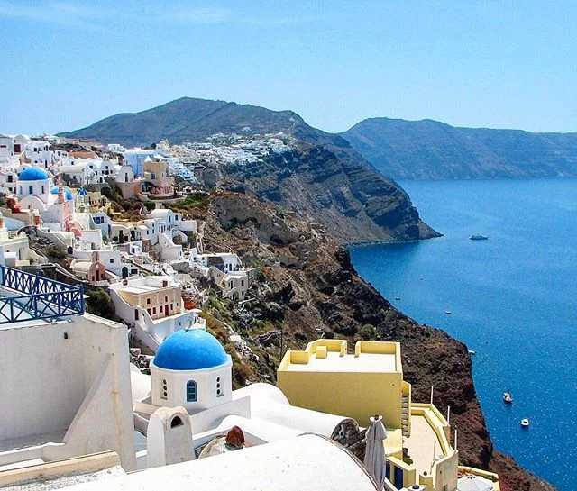 S a n t o r i n i ↠  Oia, Greece 🇬🇷 | 2006