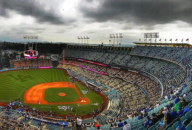 W o r l d  S e r i e s ↠  Dodger Stadium, Los Angeles, California 🇺🇸 | 2017