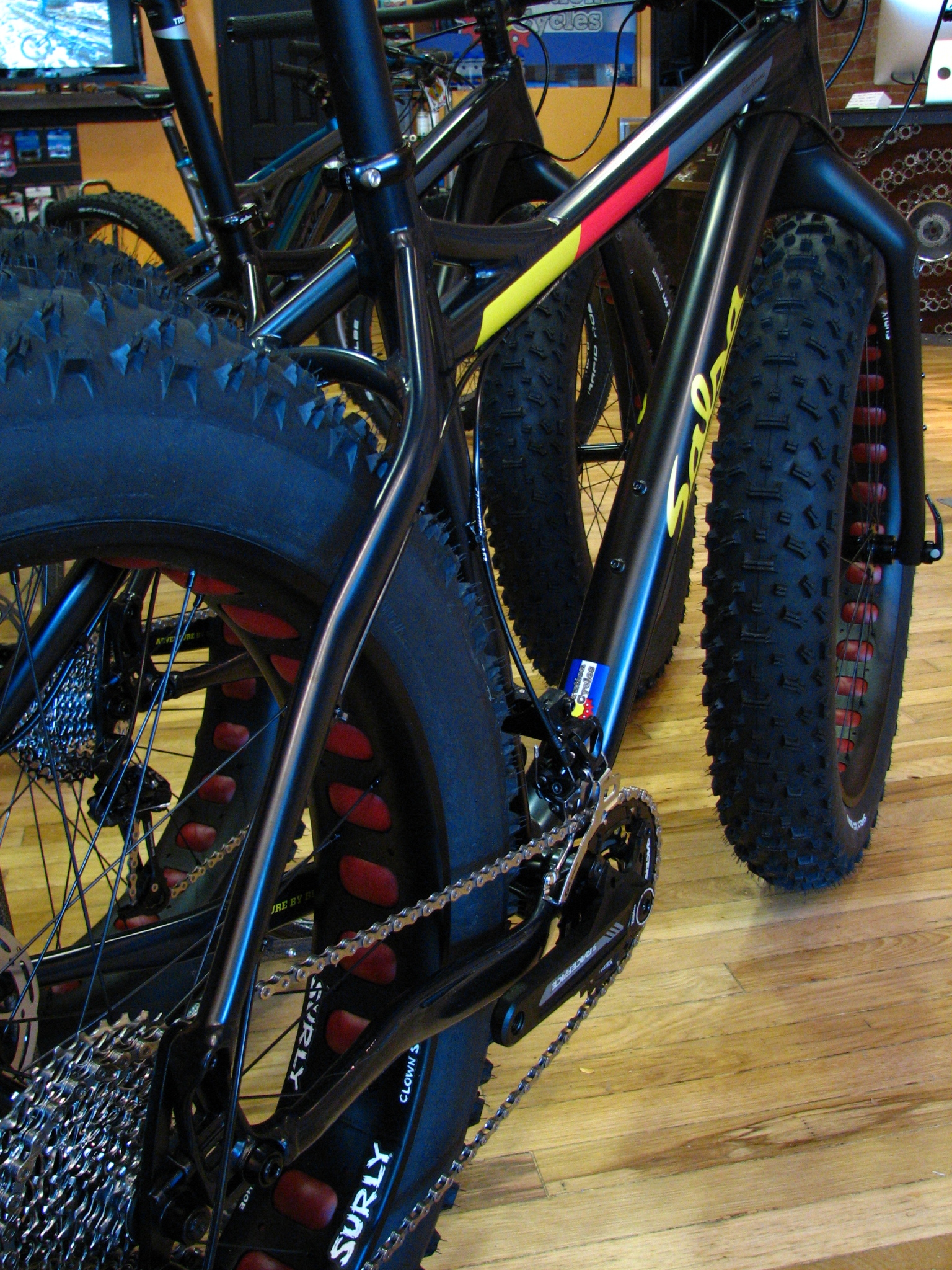 This version of the Blackborow is meant for backcountry exploration or trail crawling. A rigid fork, wide-range 2x10, and more aggressive tires make lots of sense in the deep snow.