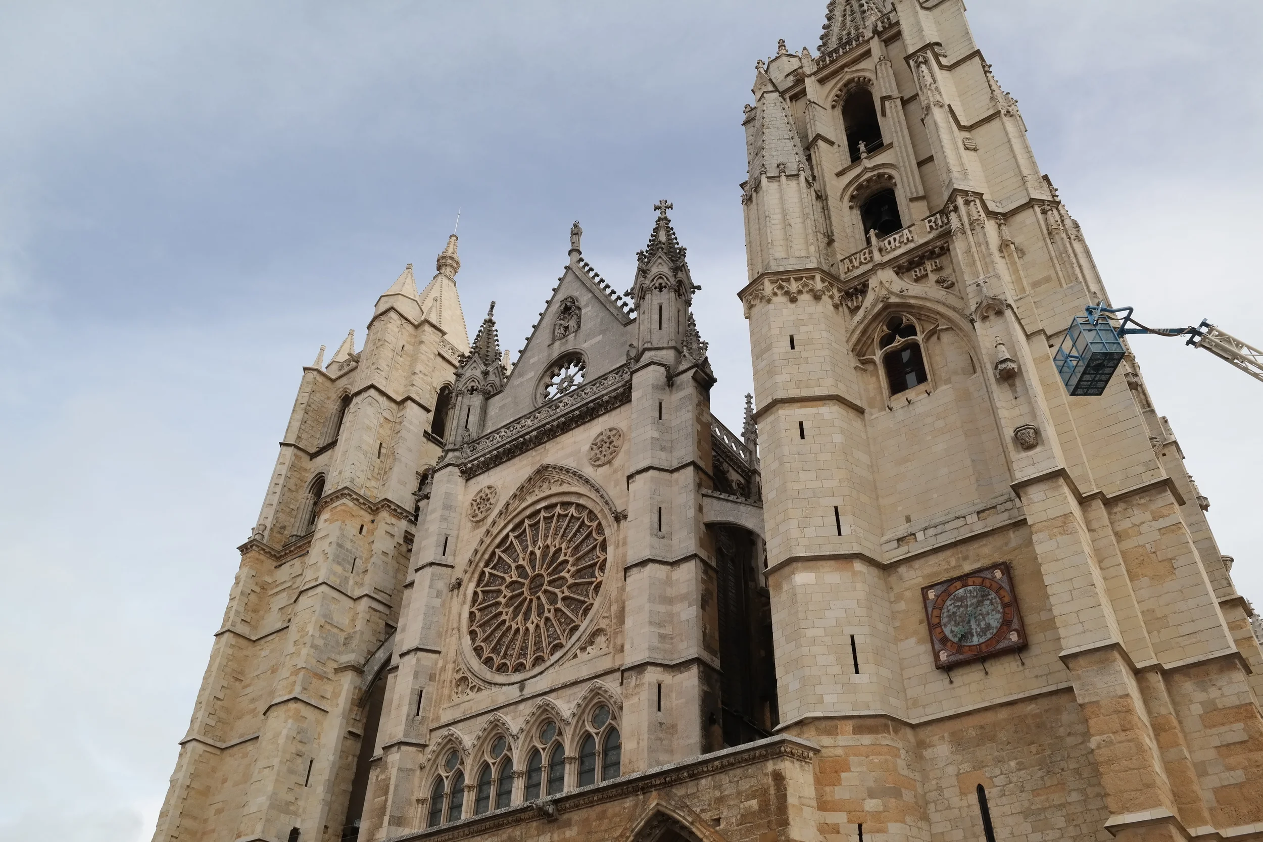 The gothic cathedral in León, undergoing some maintenance right now.