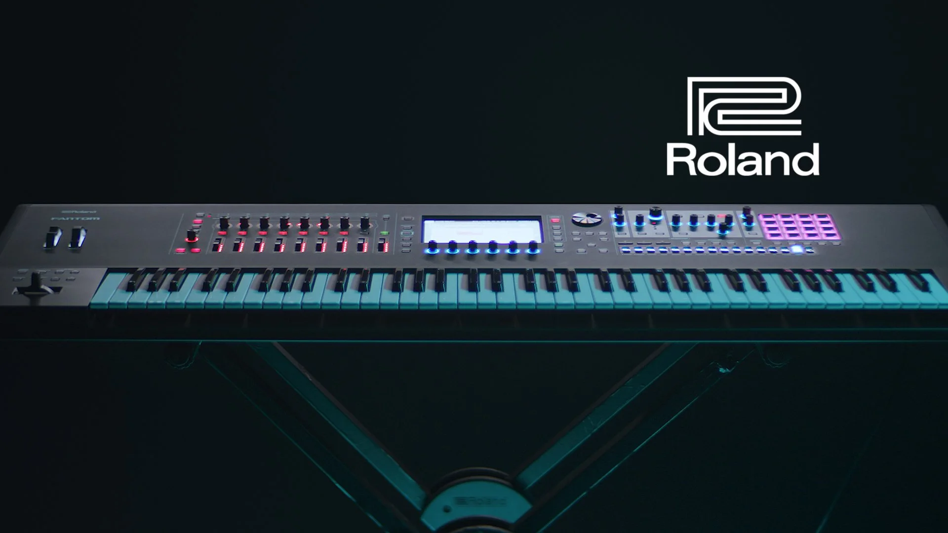 ROLAND "FANTOM"