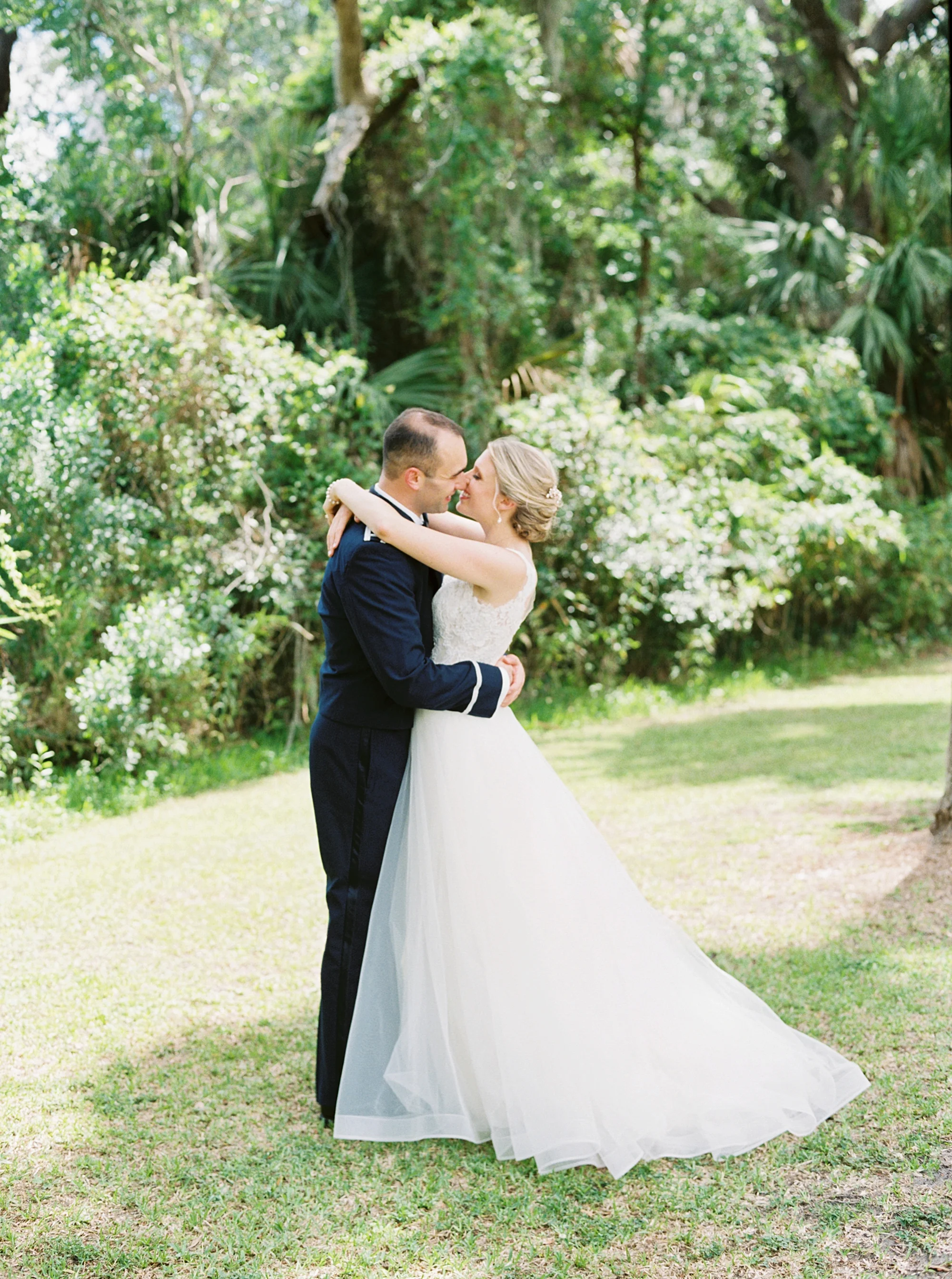 LaurenKipHiltonHeadWedding_0019.jpg