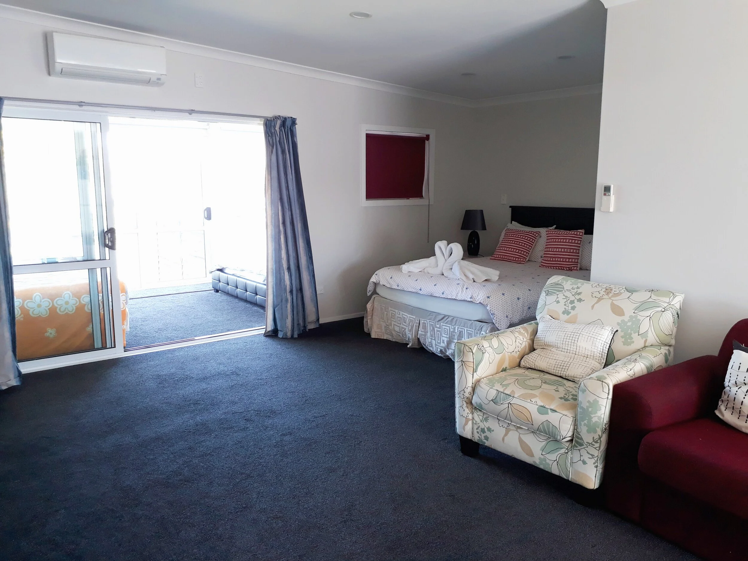 TK Back Unit Lounge backroom and beds 1.jpg