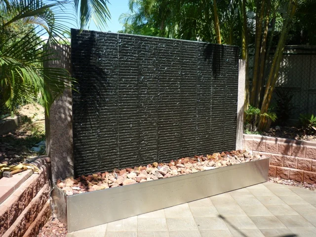 Darwin wall