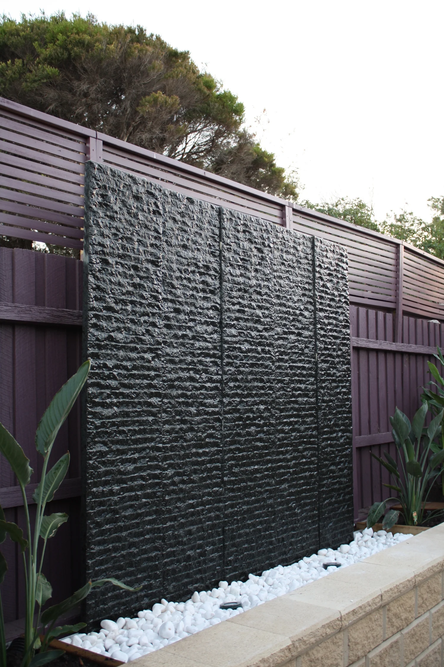 2m garden water wall