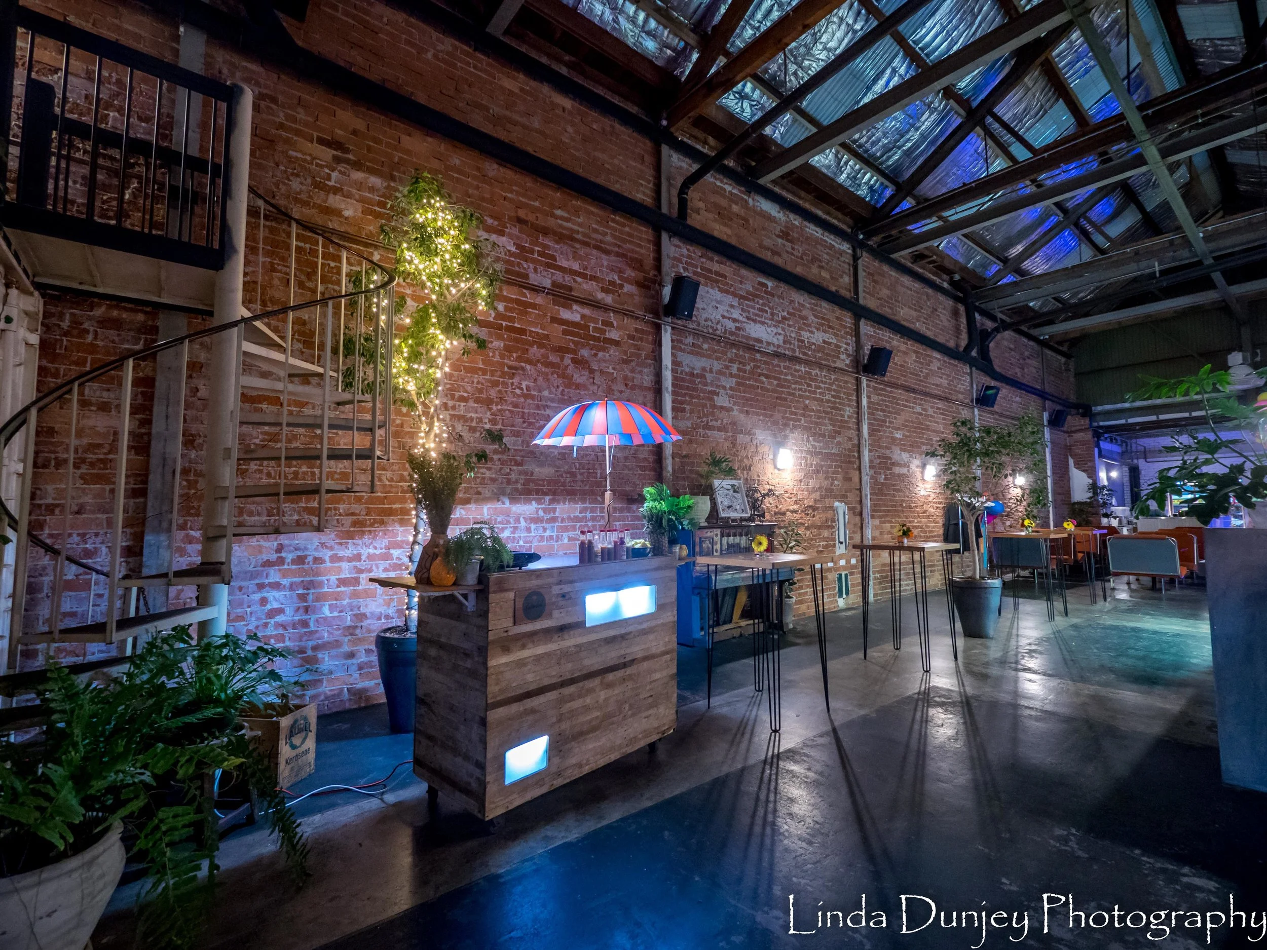 Raw Kitchen - Jess and Eilif wedding-2.jpg