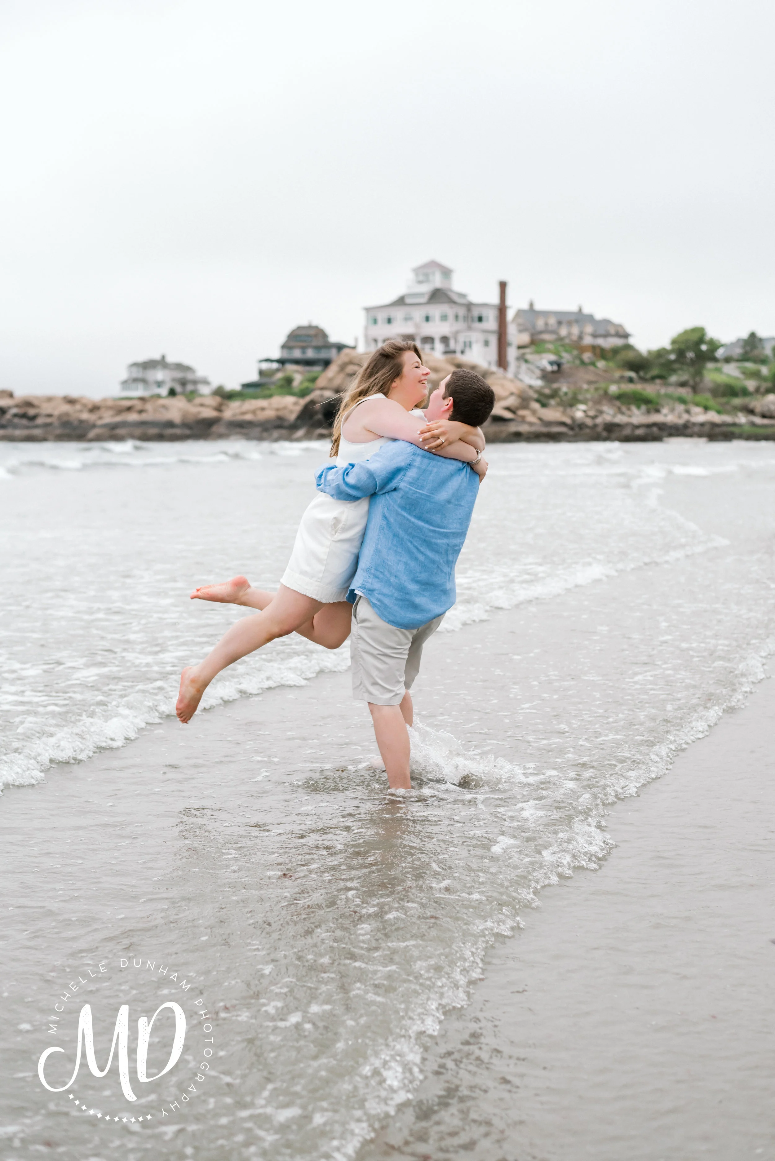 good_harbor_beach_engagement_gloucester_michelle_dunham_photography-109.jpg