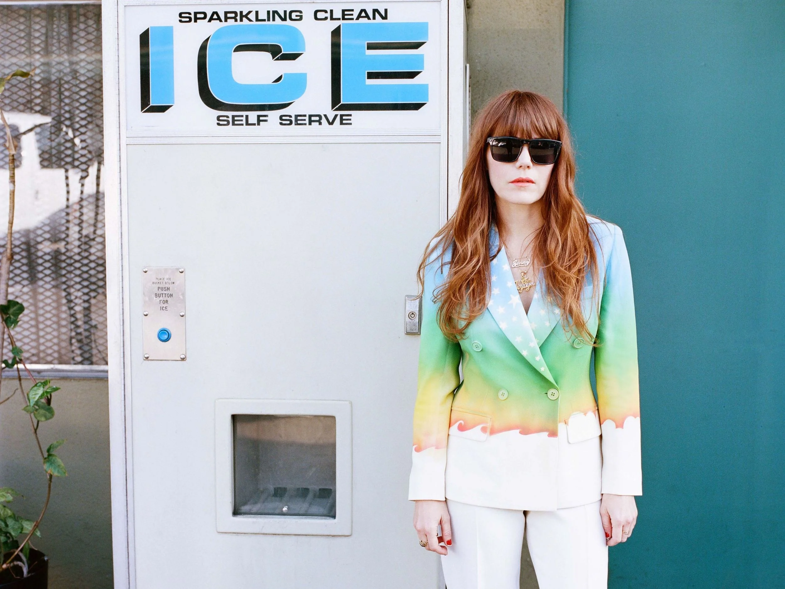 jennylewis-3484d970938d09d2d4b04d27aa689d78f5d084ef.jpg