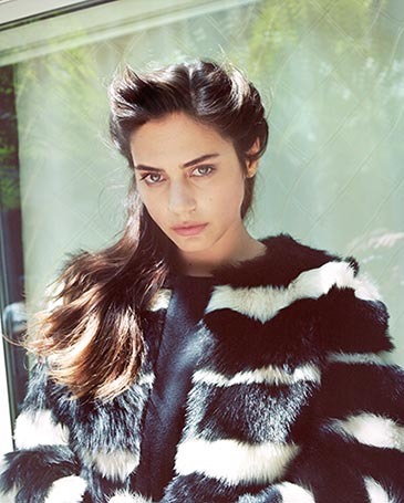 LORENZA IZZO for HEROINE MAGAZINE