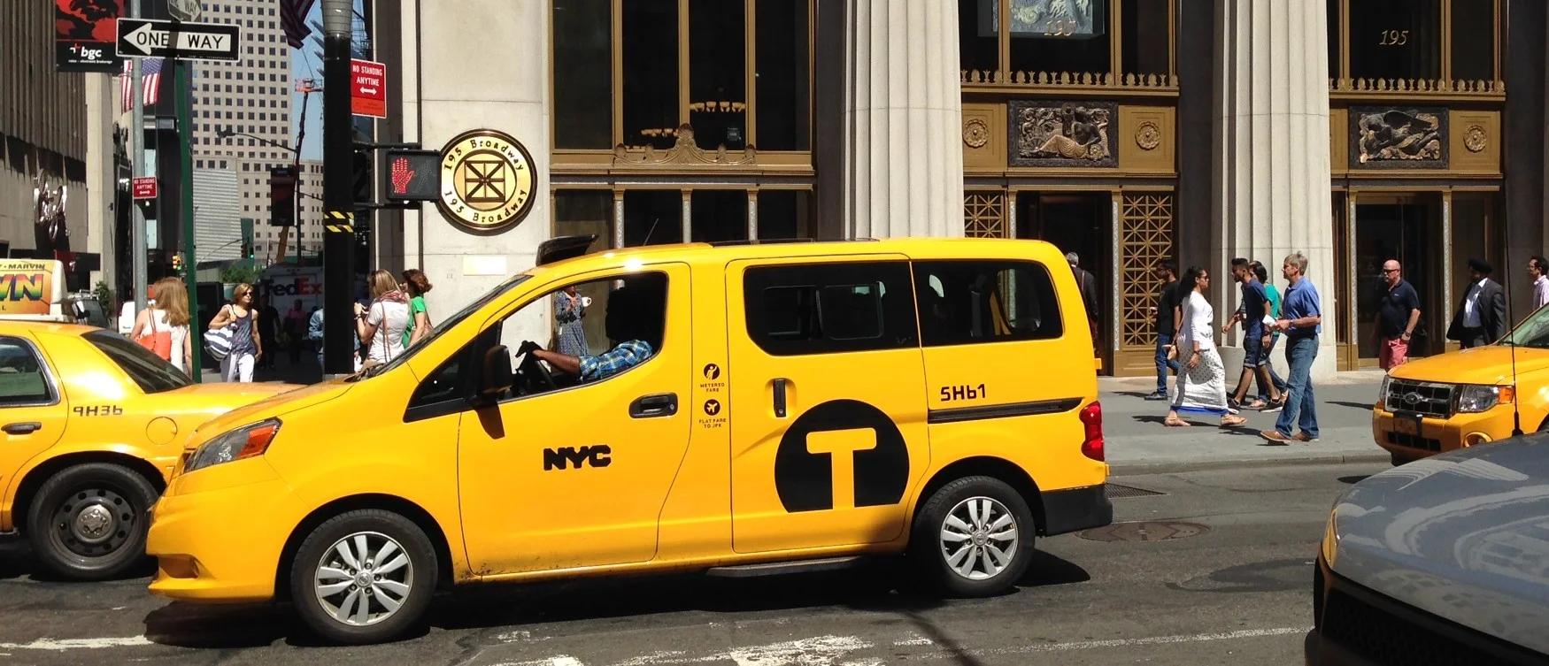 Broadway Walk : Wall Street