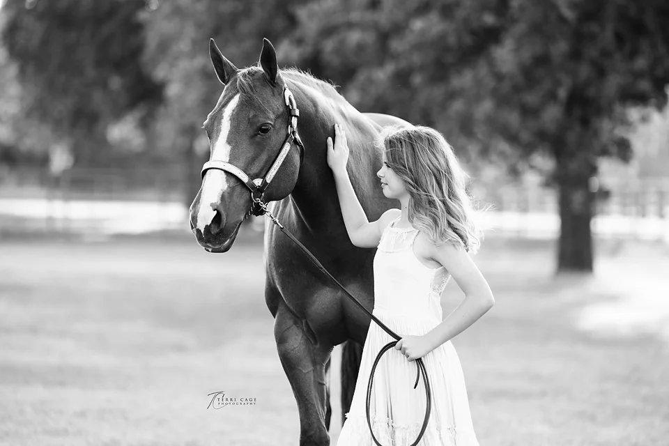 webFR22-0117bw - Copy.jpg