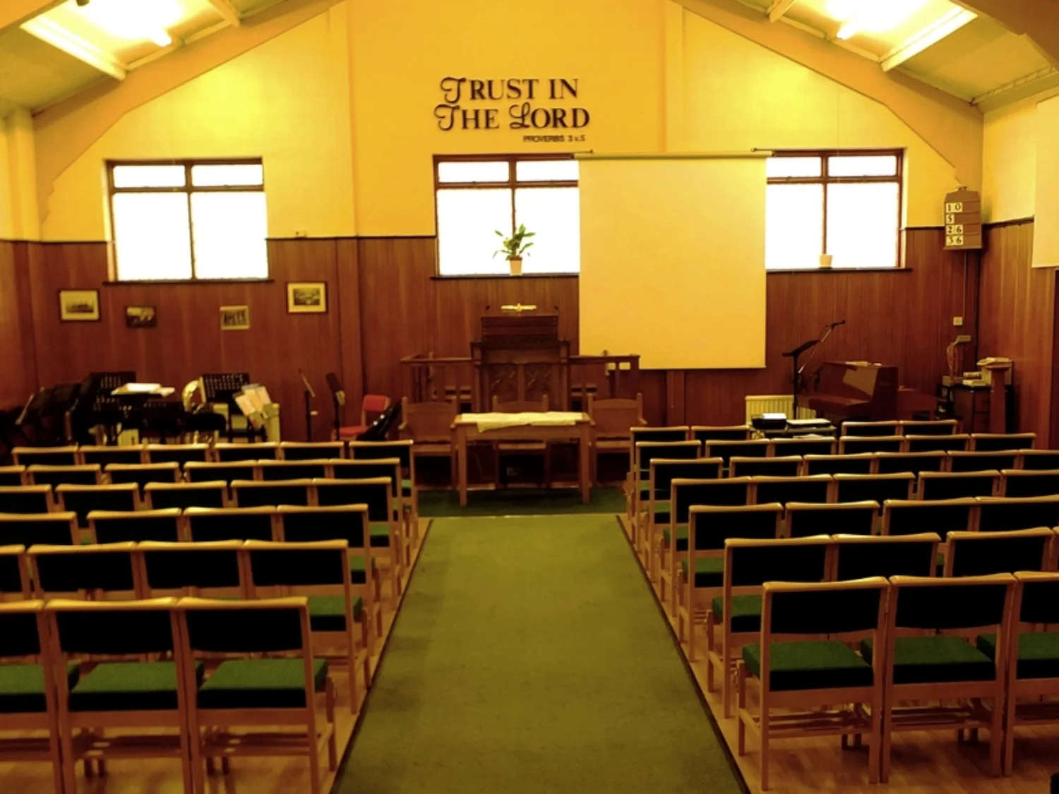 chapel_int_jun_14.jpg