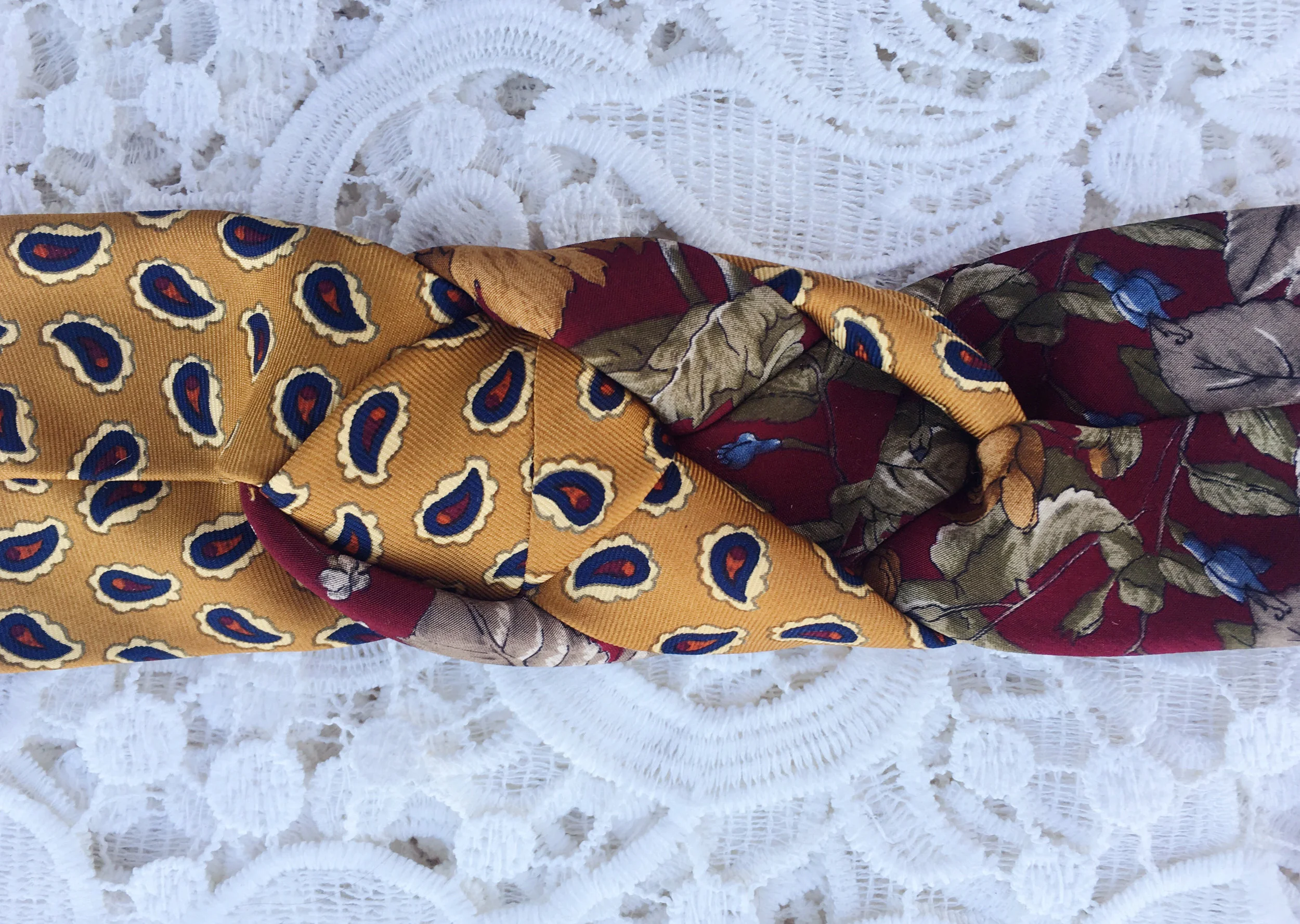 Sailors Knot Dec close.jpg