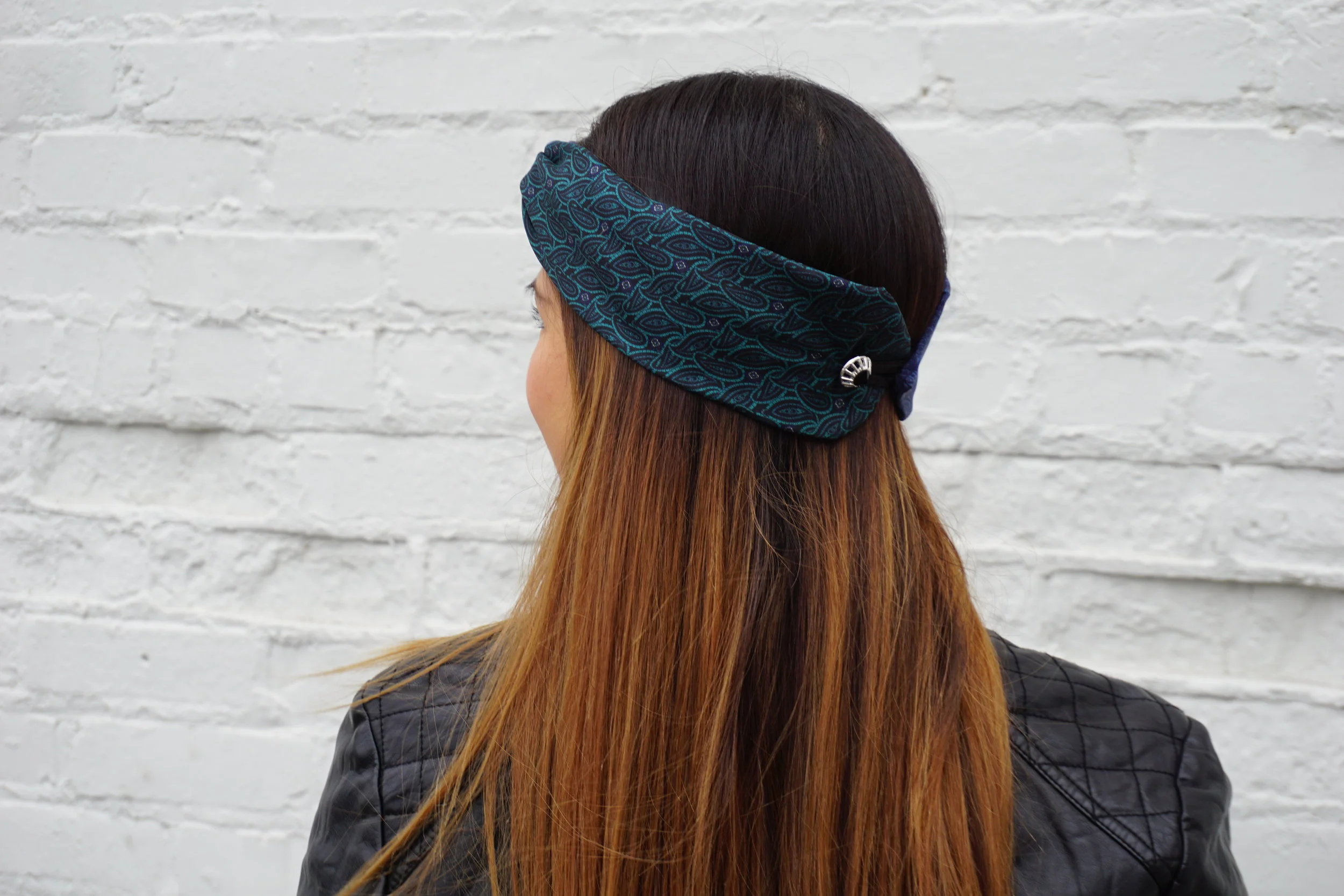 Wide Sailors Knot Teal.JPG