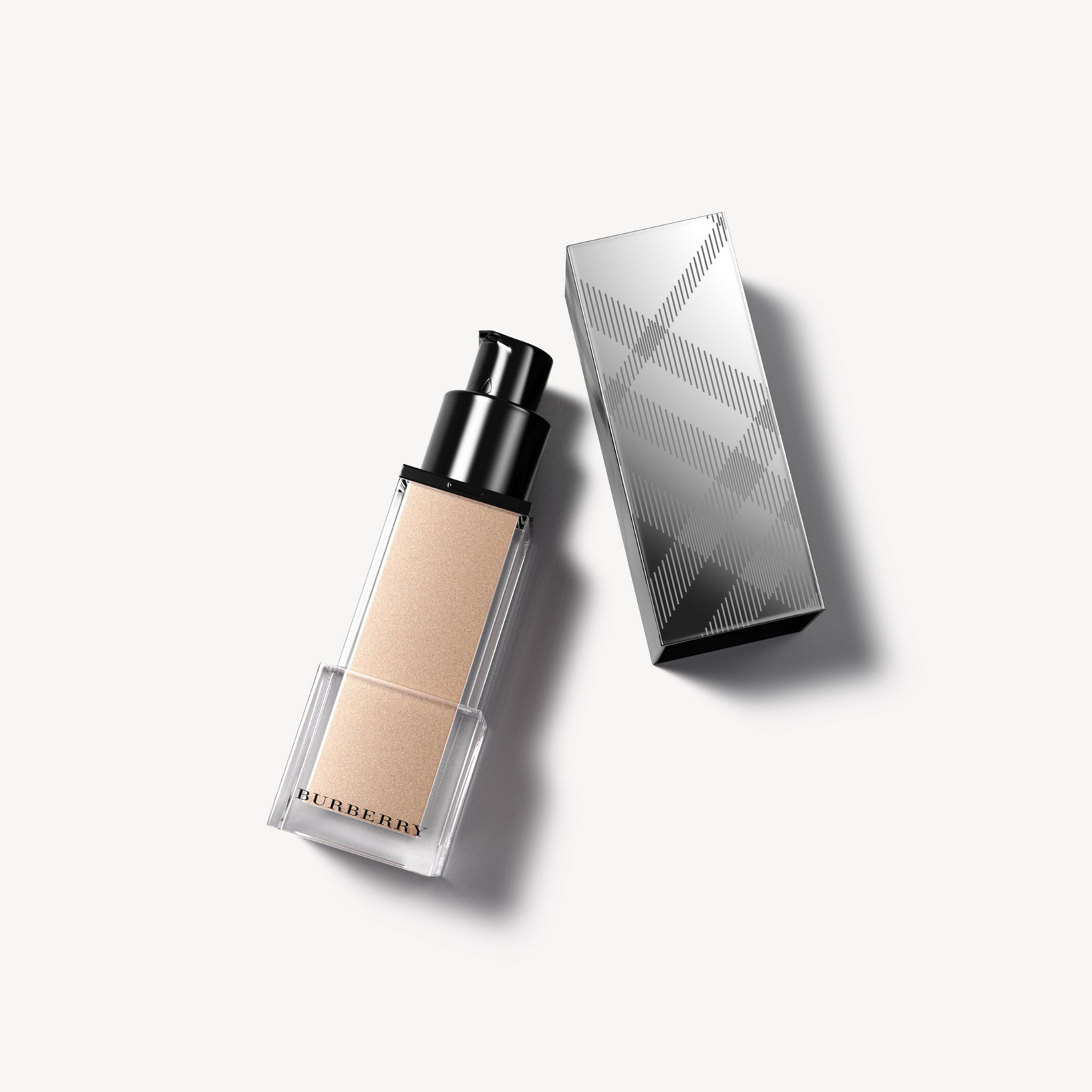 Burberry Fresh Glow Luminous Fluid, 1oz $48.00