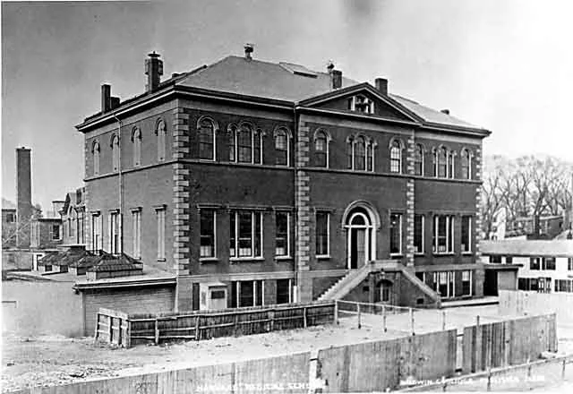 The scene of the crime: Harvard Medical Building in the 1800s