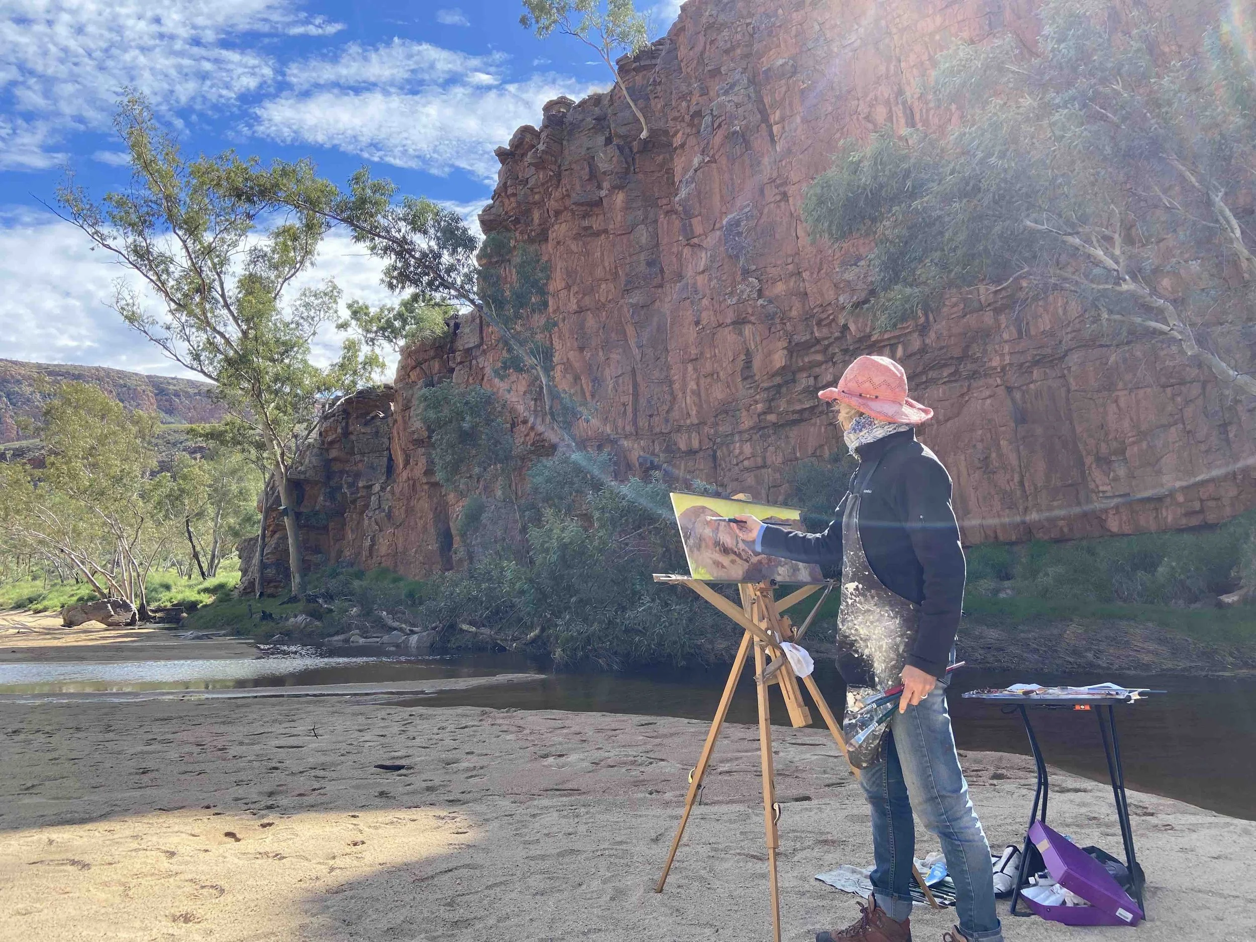 Plein air painting near Ormiston Gorge with portable folding table