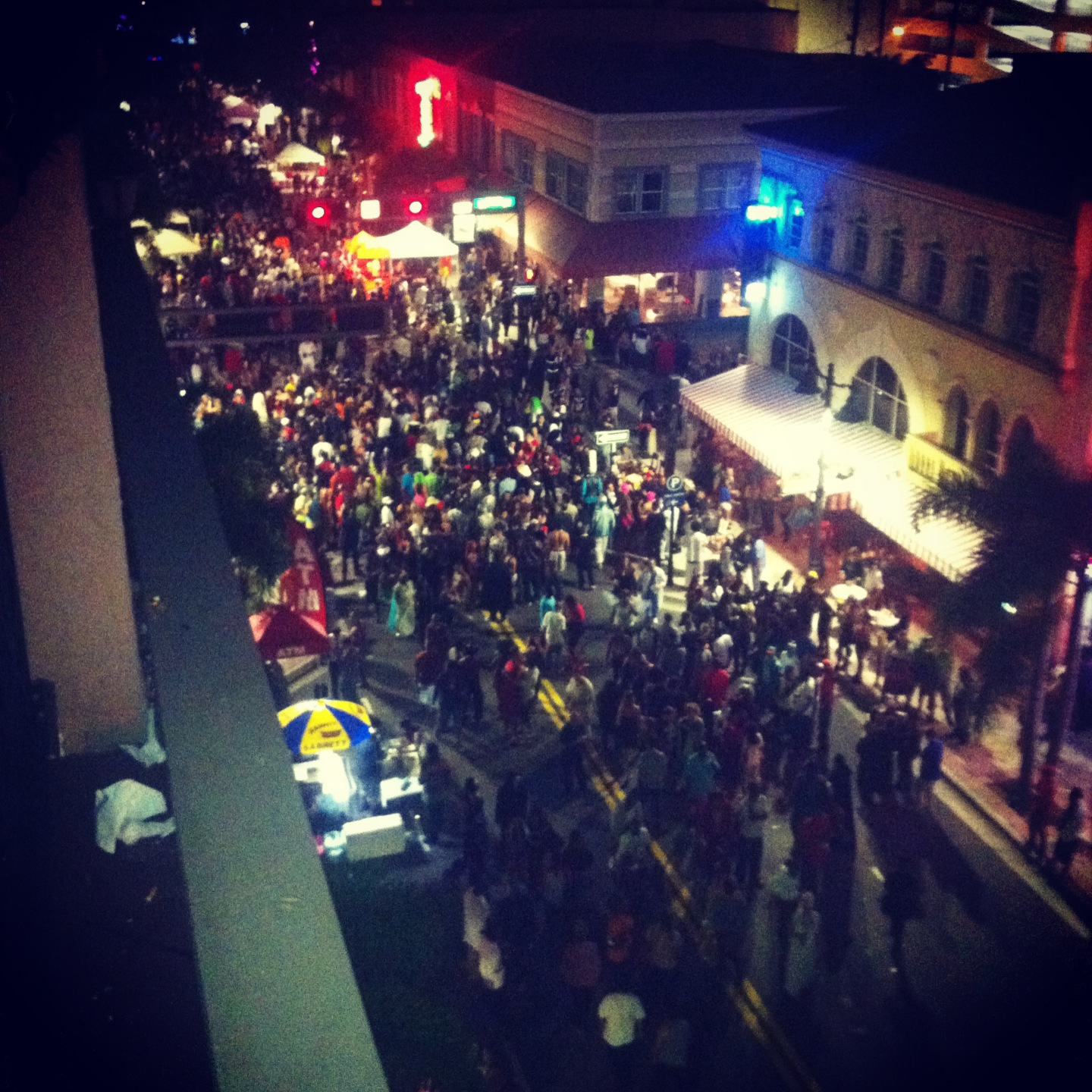 Moon Fest Halloween Party, West Palm Beach (around 7000 people usually rock up for this party, every year!)