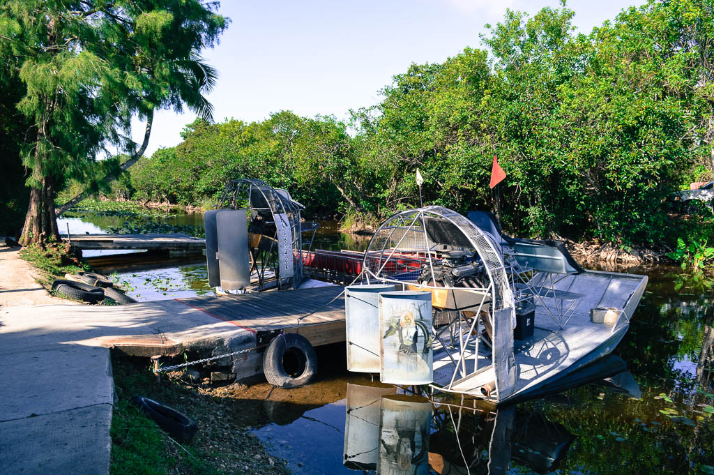 EXPLORING THE EVERGLADES: COOPER TOWN AIR BOAT TOUR